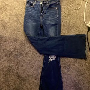 4 pairs of american eagle jeans